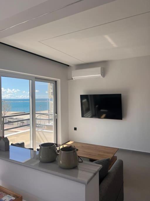 Patras Blue Sea And Sky Deluxe Apartment Buitenkant foto